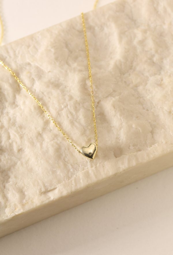 Heart glow necklace