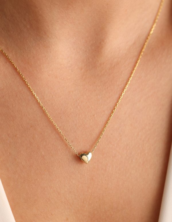 Heart glow necklace